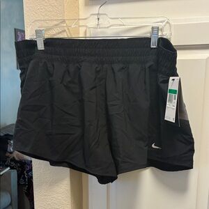 Nike black training athletic shorts NWT